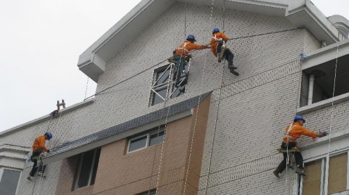 高空黄片APP蜜桃视频劳务发放与安全制度